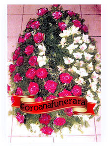 coroana flori din trandafiri si orhidee
