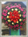coroana funerara rotunda din gerbera si anturiu